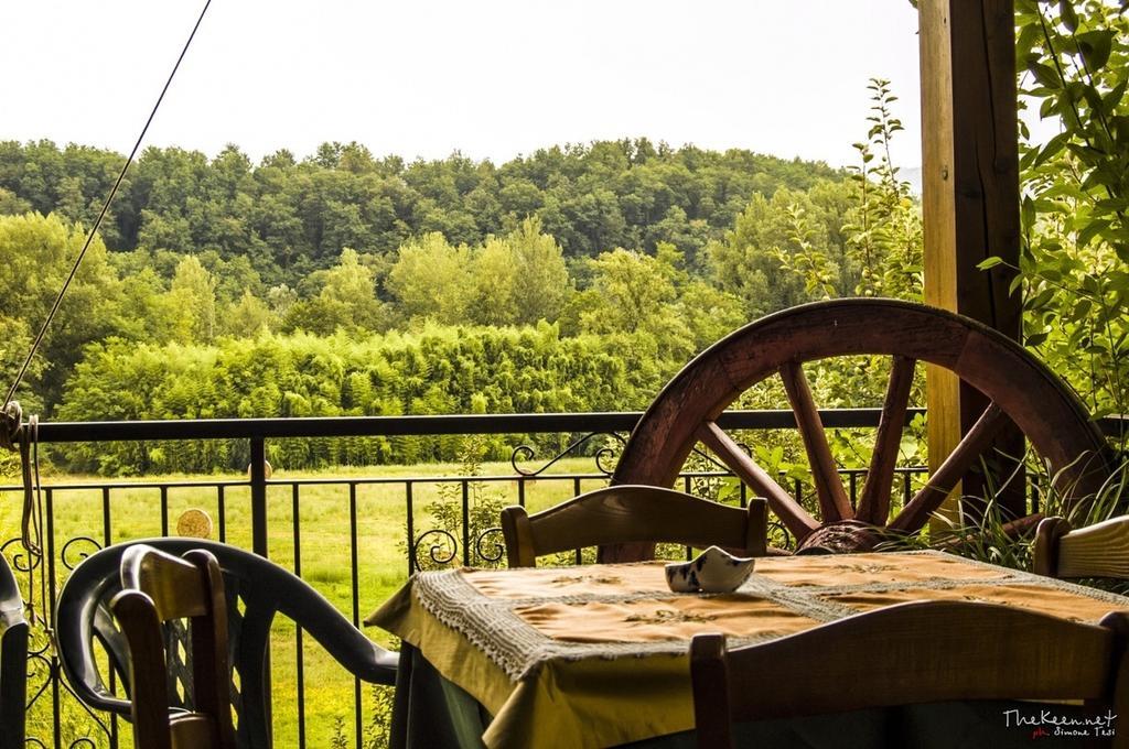 Agriturismo La Praduscella Fivizzano Exteriör bild
